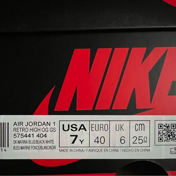 NWB Air Jordan 1 Retro High OG Dark Marina Blue GS Sneakers - Picture 8 of 9